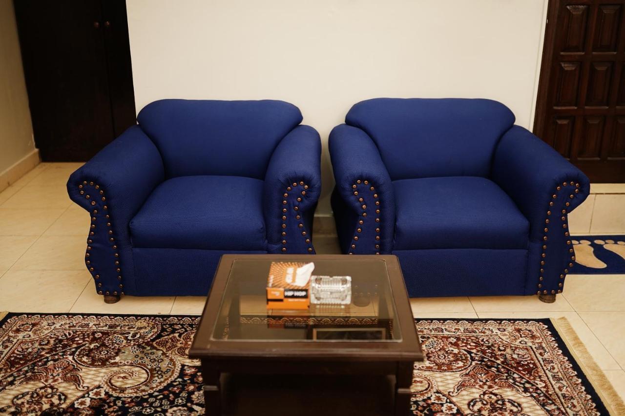 Diamond Lodge Karachi Extérieur photo